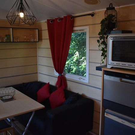 Mobil-Home Sur Terrain Bucolique Hyères Dış mekan fotoğraf