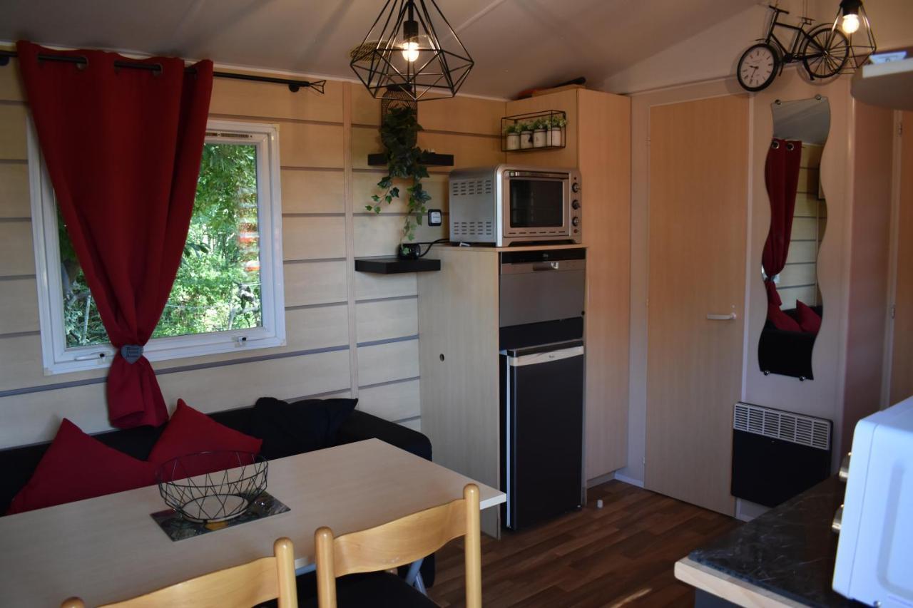 Mobil-Home Sur Terrain Bucolique Hyères Dış mekan fotoğraf